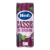 Tray met 24 Hero Cassis blikjes van 25cl – frisdrank met volle zwarte bessensmaak in klassiek blauw design.