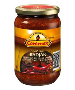 Conimex Sambal Badjak Grote Pot 750 Gram – gebakken Indonesische sambal, mild pittig en vol smaak.